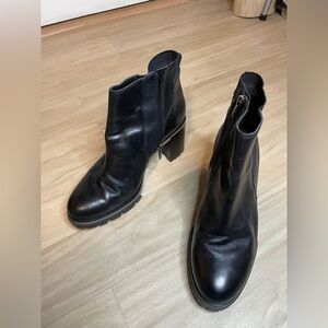 Vince Camuto Booties